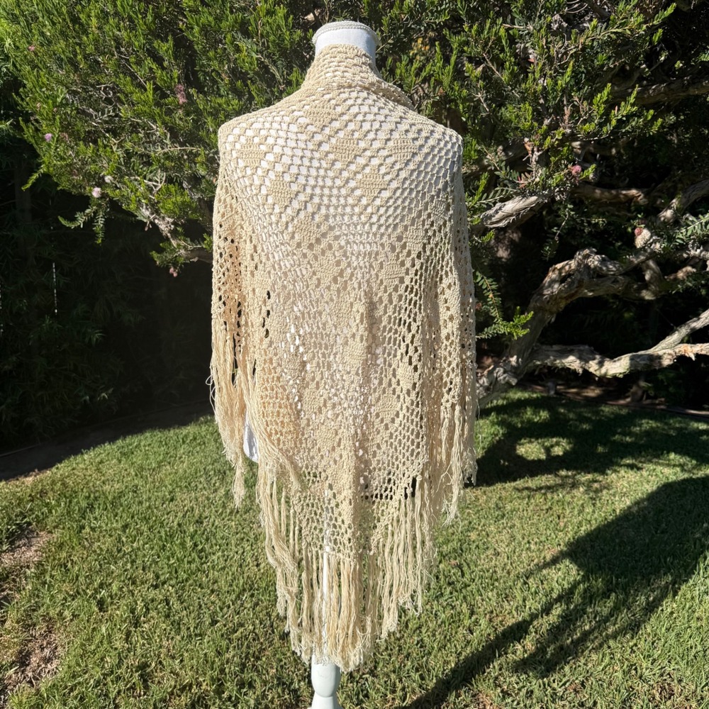 Vintage Handmade Crochet Triangle Shawl Cream Boho Fringe Wrap Scarf